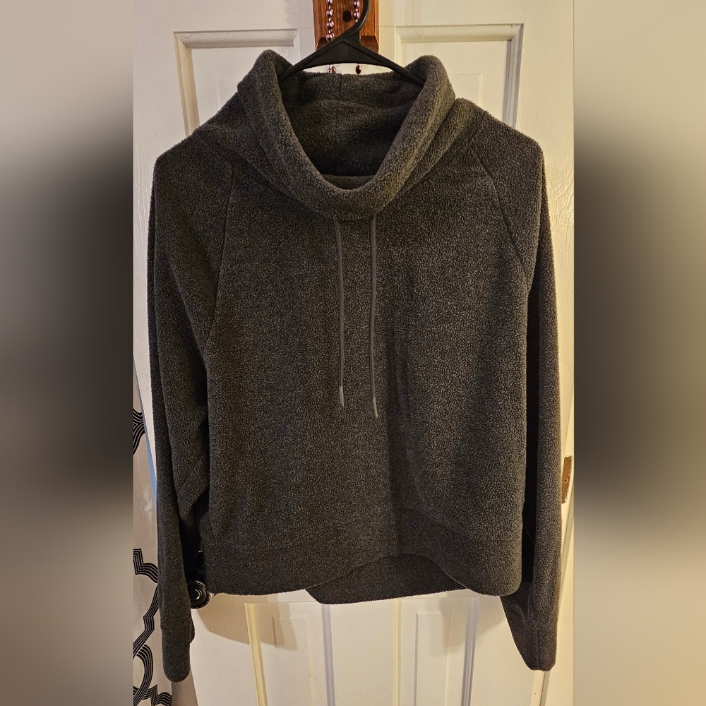 Old Navy active fleece